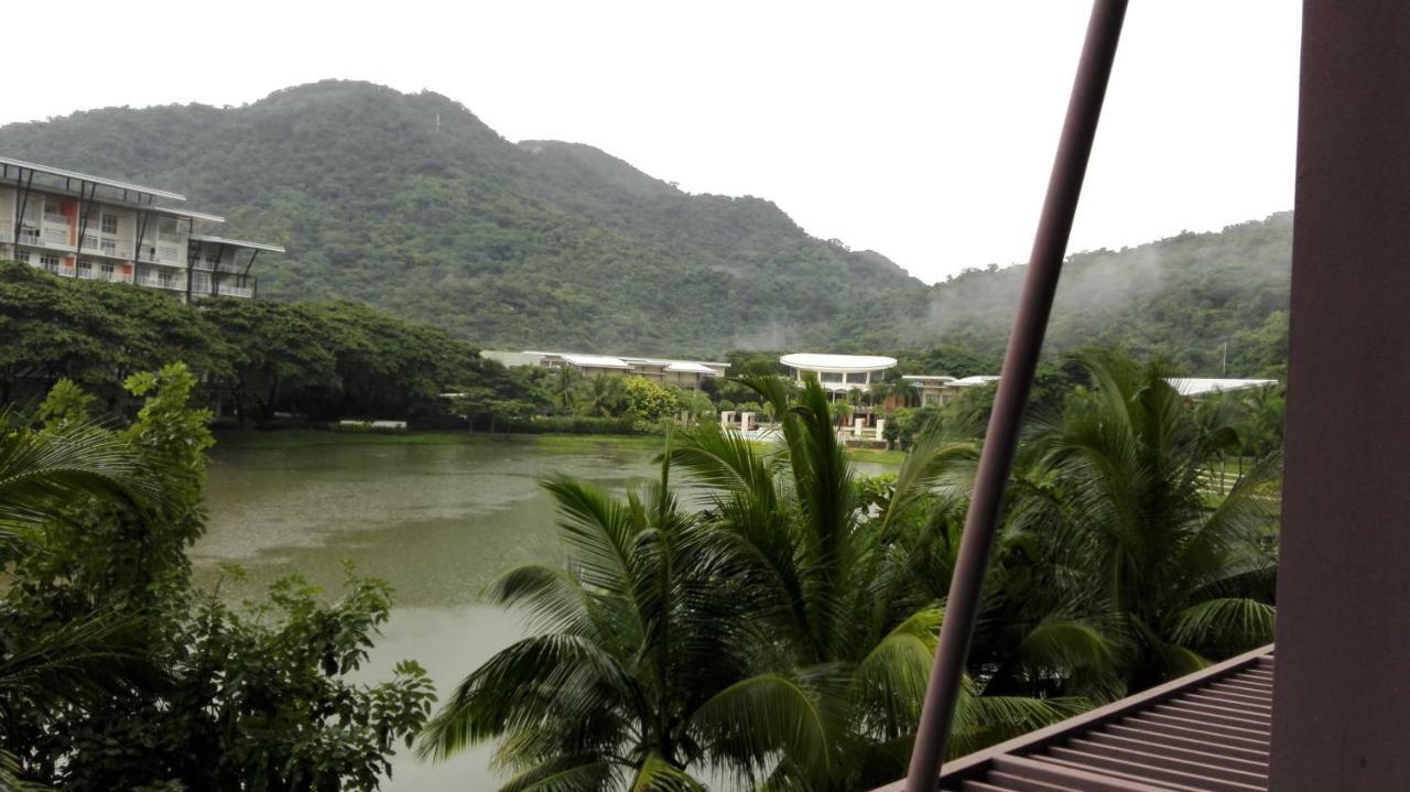 Lagoon View Family Suite In Pico De Loro Cove, Насугбу Екстер'єр фото